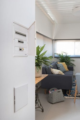 לוח תקשורת תחת הטיח 36 מודול NISKOBOX 2X18
