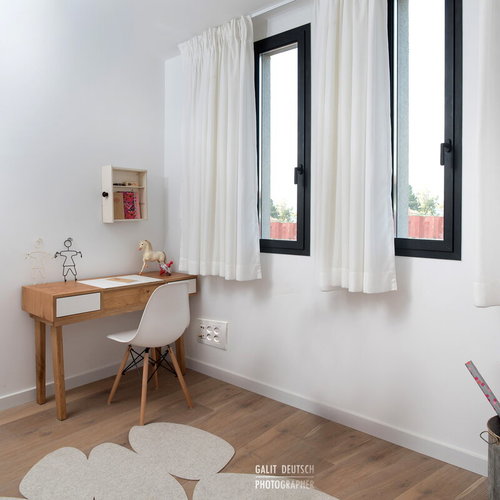 זוג שקעי כח כחולים לעמדת NISKO OFFICE